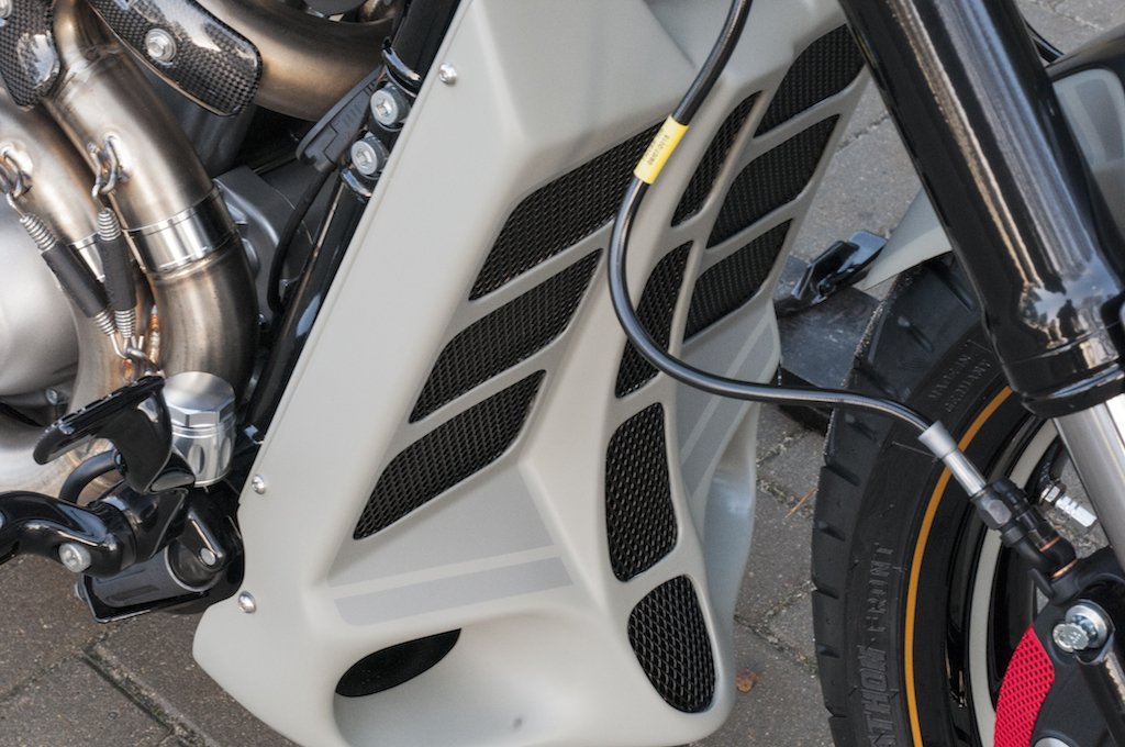 BOMBER Radiator Cover V ROD VROD Night Rod V-ROD Muscle - Rider Pitstop